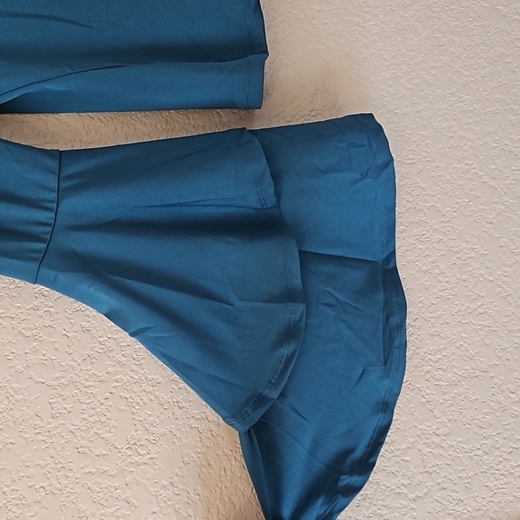 Teal Blouse With Faux Lace-up Detail And Big Bell Teired Sleeves - Picture 4 of 8